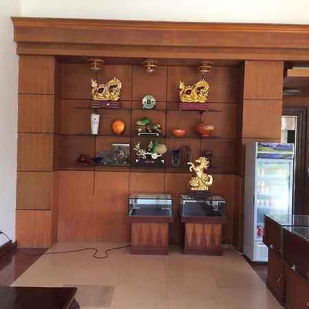 Ngoc Mai Hotel ฮาลอง ภายนอก รูปภาพ