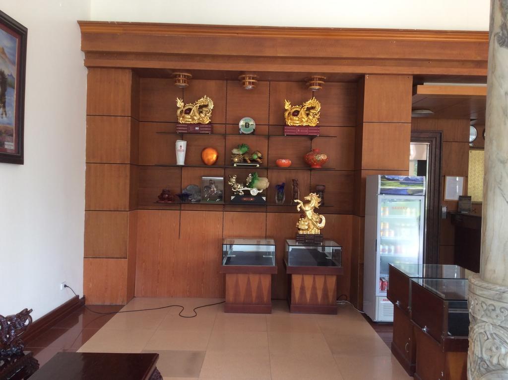 Ngoc Mai Hotel ฮาลอง ภายนอก รูปภาพ